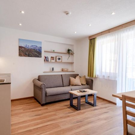Alpen Gasthof Apartments Hohe Burg ترينس المظهر الخارجي الصورة