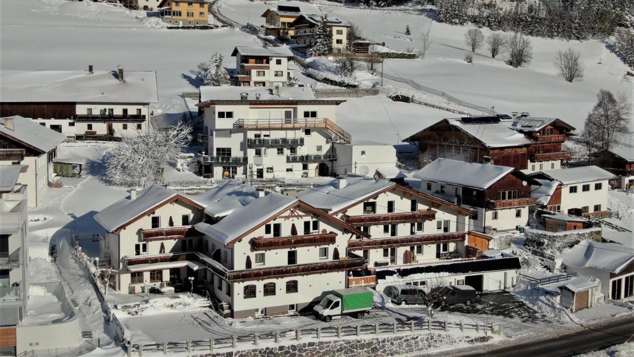Alpen Gasthof Apartments Hohe Burg ترينس المظهر الخارجي الصورة